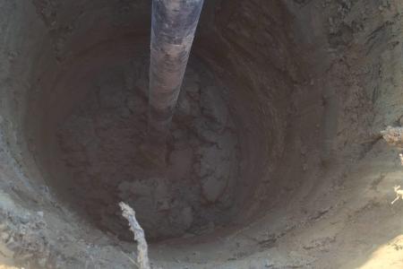бурение колодца машиной фото